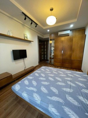 pn techcons,hoa sứ, phú nhuận: 3p, 3wc, nội thất, 22tr/th