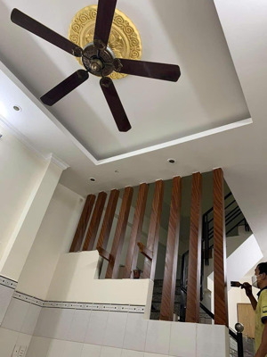 nhà 1t2l hẻm đường 61, phước long b, quận 9, dt 30m/3.1tỷ thương lượng.