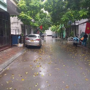 trung tâm văn quán vỉa hè rộng ở sướng, kd đỉnh 13 tỷ.