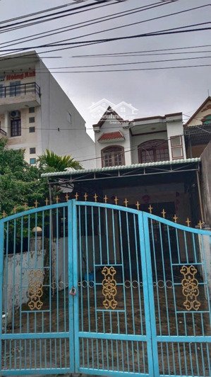 bán nhà 2 tầng 2 mặt tiền tại núi thành, quảng nam