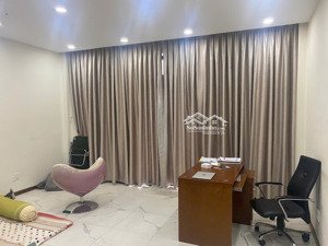 bán nhà phố kdc him lam dt:5x20m giá: 28.3 tỷ vị trí nằm trên đường số 5 đẹp lh:0911775888