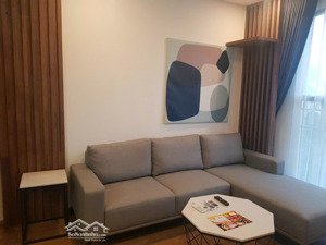 chủ nhà gửi cho thuê d''capitale tòa e4 tầng thấp 86m2 20tr vào luôn