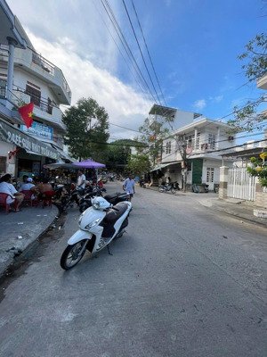 a588. bán nhà ngay chợ sơn thủy vĩnh phước - 4 tỷ 600