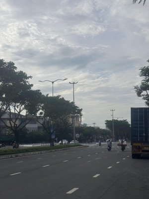 bán gấp đất mặt tiền lê văn hiến gần đường trần hoành khuê mỹ ngũ hành sơn giá đầu tư