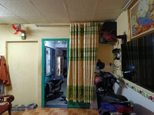 nhà 2 tầng - hẻm huỳnh tấn phát