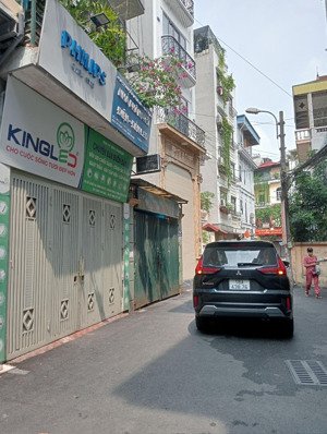 bán nhà vương thừa vũ, ô tô chạy vòng quanh, thoáng trước sau