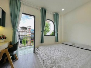 khai trương căn hộ 2 phòng ngủ ban công máy giặt riêng mặt tiền đường 3/2 gần cc hà đô, đh hoa sen