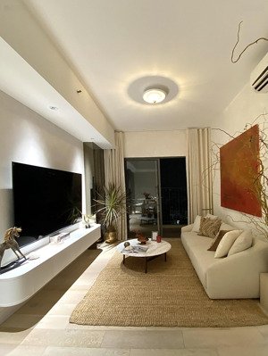 bán gấp 2pn masteri thảo điền - view đẹp nhà mới - giá cạnh tranh toàn khu, lh tiểu hiền