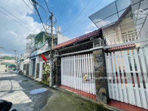 nhà đẹp 3 tầng , 84m2 hẻm xe hơi ngay đh ngân hàng, giá tốt nhất phân khúc