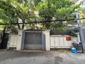 bán nhanh biệt thự hẻm vip 339/ lê văn sỹ, phường 13, quận 3 (8,8x20m) t, 2l, st giá chỉ 39 tỷ