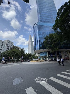 *mặt tiền bến nghé* 5,6 x 16 - 1tr1l - 19.5tỷ