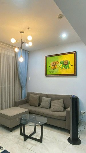 bán căn hộ scenic valley , phú mỹ hưng, 2pn, 2wc, 71m2, đủ nội thất,giá cực chất 6,1 tỷ tại q7, hcm