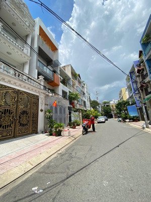 bán khách sạn khu vực tô hiệu, q. tân phú, 10 phòng khách sạn, đường 12m có lề, 10.5 tỷ