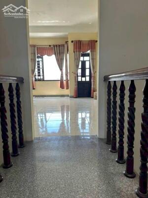 Bán nhà 90m2 hướng Đông Nam đường Đồng Trí 3, Liên Chiểu, Đà Nẵng, giá 5.45 tỷ