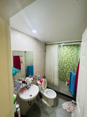 ngộp bank cần bán gấp căn chung cư ruby garden , liên hệ em my ngay để được hỗ trợ nhé .