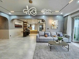 cần bán gấp căn hộ the riviera point diện tích 188m, giá chỉ 13,2 tỷ. lh?: em hà