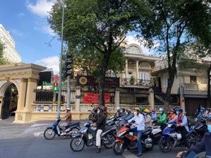 cho thuê nhà góc 2mt : 86 võ văn tần, phường võ thị sáu, quận 3, hồ chí minh