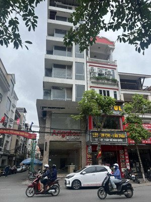 nhà mặt đường tô hiệu hiện trạng đẹp mặt tiền hơn 6m , phía trại lính cần cho thuê