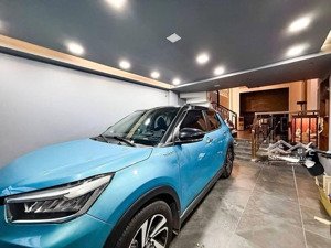 nhà đẹp cao cấp ở ngay 5 tầng hxh dương quảng hàm gò vấp, smart home hiện đại, xe hơi ngủ nhà