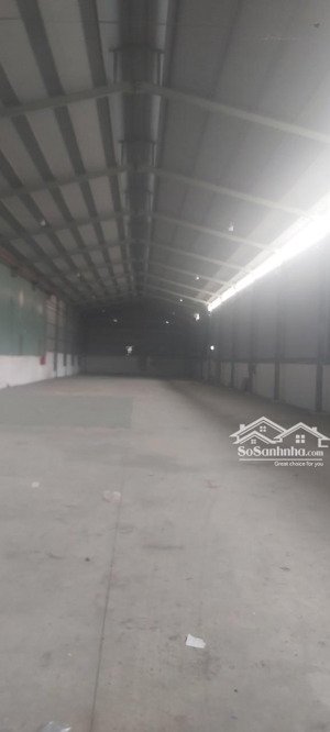 cho thuê kho xưởng 1200m2 giá 45tr ở tân phước khánh tân uyên bình dương lh : 