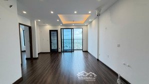 cắt lỗ căn góc 2.5 ngủtại hoàng huy commerce (em ngọc 