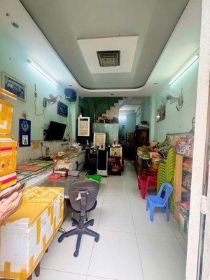 bán nhà 3tầng kế tên lửa hẻm 5 m thông