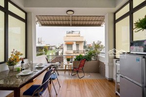penthouse sân vườn một phòng ngủ tại điện biên phủ bình thạnh