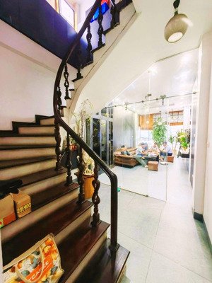 mặt phố trần cung - bắc từ liêm - kinh doanh tấp nập - dân xây - nở hậu - 50m2 - 5 tầng - 19 tỷ