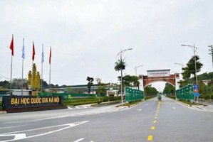 đất chính chủ 2.5 tỷ ngay sát đhqg-fpt 100m mặt tiền 6m