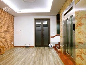 bán nhà mặt phố tại đường tôn thất thuyết, dịch vọng hậu, cầu giấy, hà nội,5tang đẹp, 55 m2