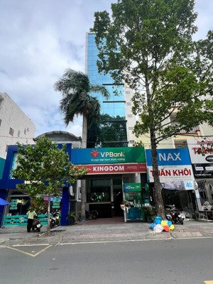 định cư - tòa nhà mt quốc hương, quận 2 - dt: 8x30m - hầm 8 tầng - tn: 400 triệu - giá: 60 tỷ