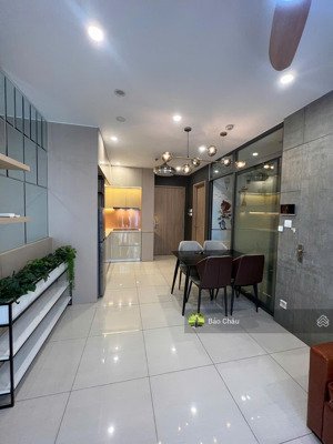 bán vinhomes grand park, 2tỷ37, q.9, 70m2, 2pn-2wc.