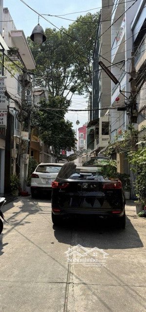 bán nhà p6, tân bình gần cmt8 giáp q10-xe hơi vô cửa-67m2-4tầng-(4x18m)-nhỉnh 9tỷ.