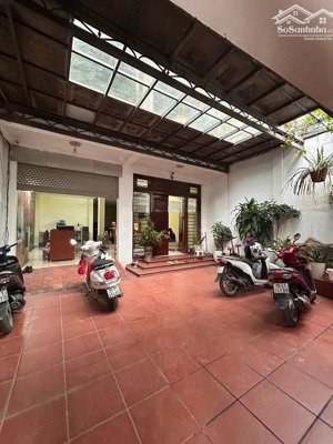 bán biệt thự phùng khoang nam từ liêm 147.1m² 5 tầng mt 7.03m giá chỉ 31.5 tỷ