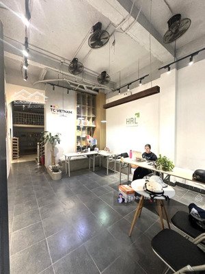 (kiến trúc sư giảm 3 tỷ) 22.8 tỷ, vạn bảo, 61m2, ô tô tránh, vỉa hè, 6t, thang máy, đang cho thuê