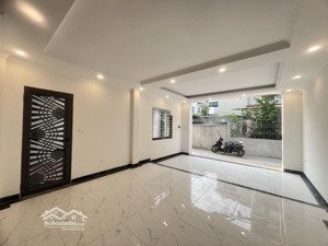 hiếm, căn 6 tầng thang máy lô góc phúc lợi long biên chỉ 8,1 tỷ