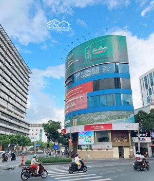 building có thang máy 2 mặt tiền đường trương công định quận tân bình.
