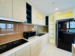 bán căn green valley 3pn, dt 124m2, nhà đẹp, giá 10,4 tỷ. lh thảo