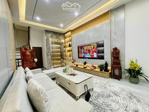khu vip nhà khương đình, tặng nội thất, lô góc, nhà mới thang máy, ngõ thông, 40m2*6tầng