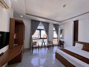 khách sạn 3 sao - 17 phòng . cách biển 400m đi bộ . bán - gần nguyễn văn thoại