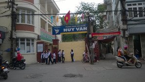 siêu phẩm giá tốt, nhà đẹp trung tâm đống đa, ngõ ba gác, gần phố tôn đức thắng, trường đh