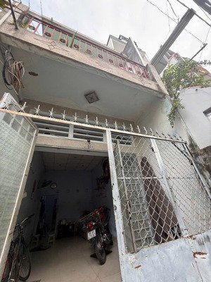 nhà 2 tầng, đường thống nhất ph15, q gò vấp , dt 40m2 (3x17) hẻm ô tô 4,9tỷ.