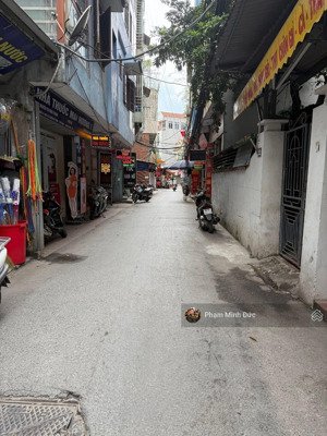 mảnh đất 79m2, mặt tiền 7,7m ngay mỹ đình, cổng làng nhân mỹ đi vào nhỉnh 16 tỷ