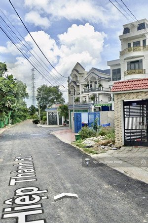 bán nhà 3 tầng đúc mặt tiền hiệp thành 51 quận 12 giá rẻ 6,55 tỷ
diện tích 140m2 (4,7x30)