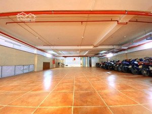 toà building mặt phố phùng chí kiên - 270m2 - 9 tầng - mt 10,5m - pccc hoàn công đầy đủ