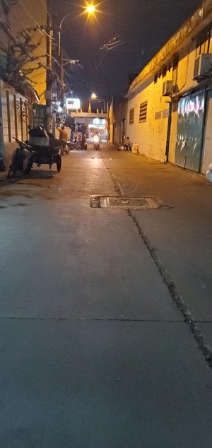 bán nhà thoại ngọc hầu tân phú, hẻm xe tải thông thoáng