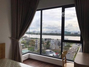 bán căn hộ 2pn- căn góc- trực diện sông- view pháo hoa toàn cảnh- đầy đủ nội thất- giá chỉ 8tỷ
