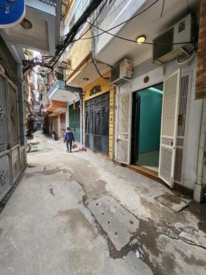 bán nhà phố tôn đức thằng , ô tô vào nhà