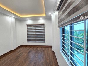 bán nhà xuân phương 40m2, 5 tầng, 7 ngủ, thang máy, dân xây, ôtô đỗ cửa, 15m ôtô tránh, 