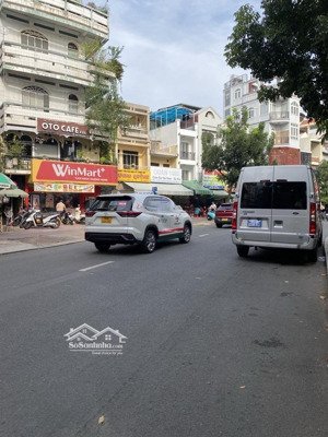 víp-lý chính thắng quận3 mặt tiền kinh doanh,sẵn dòng tiền,ngang 3,9m-dài18m-4tầng btct-giá 19,3tỷ.